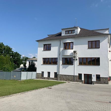 Apartmany U Nemocnice تشيسكي بوديوفيتسه المظهر الخارجي الصورة
