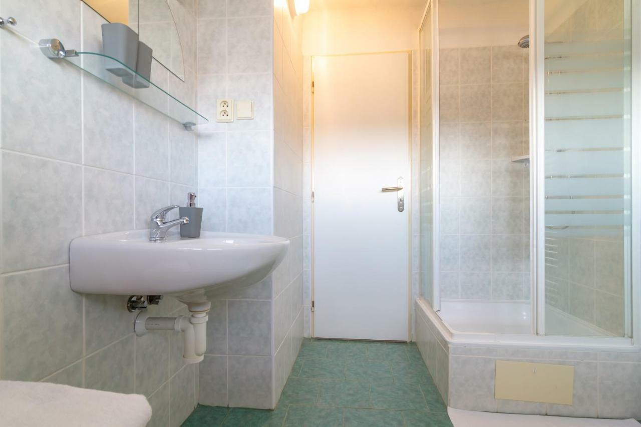 Apartmany U Nemocnice تشيسكي بوديوفيتسه المظهر الخارجي الصورة