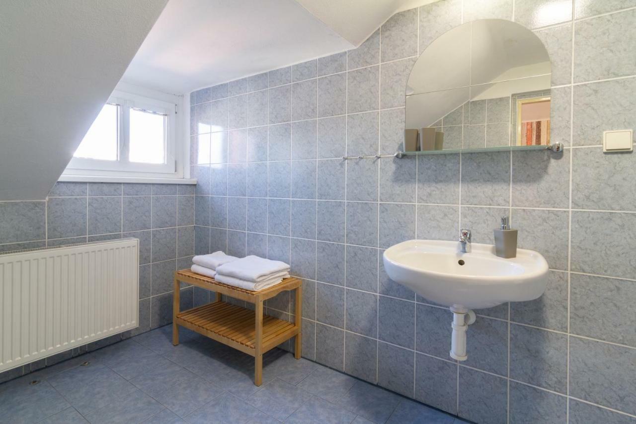 Apartmany U Nemocnice تشيسكي بوديوفيتسه المظهر الخارجي الصورة
