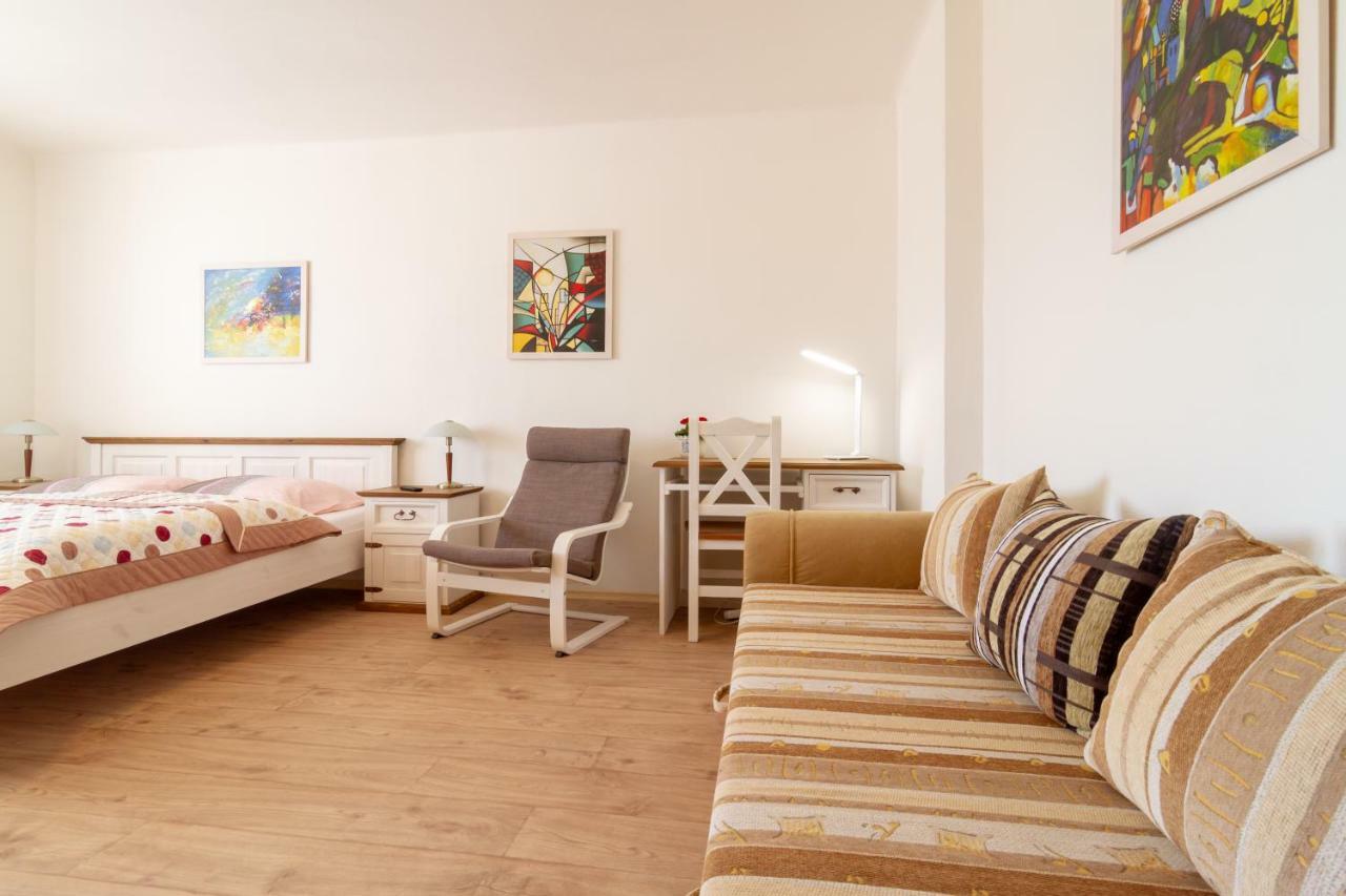 Apartmany U Nemocnice تشيسكي بوديوفيتسه المظهر الخارجي الصورة